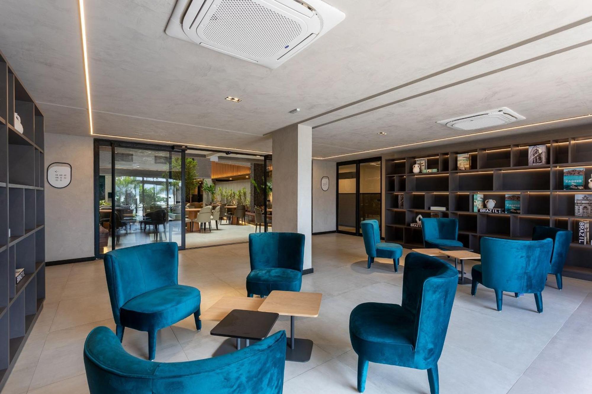 Apartamento Seu Refugio Com Vista O Mar Em Uma Localizacao Incrivel!!